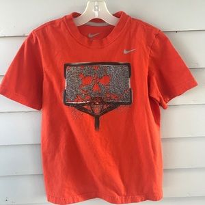 Nike YS shattered backboard basketball T-shirt